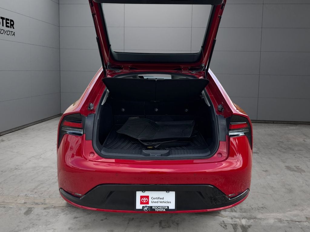 2024 Toyota Prius XLE AWD