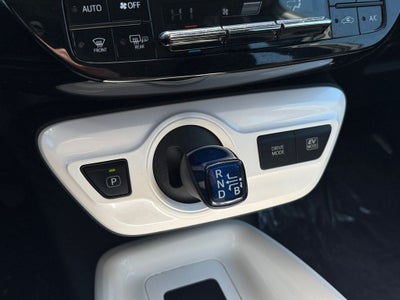 2016 Toyota Prius Three FWD