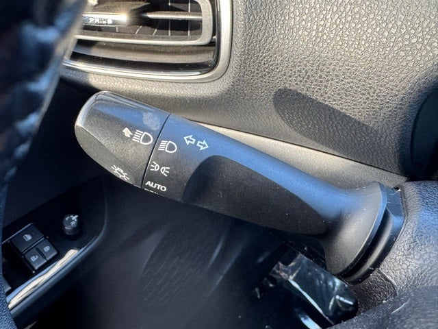 2019 Toyota Prius XLE FWD