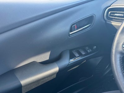 2019 Toyota Prius XLE FWD