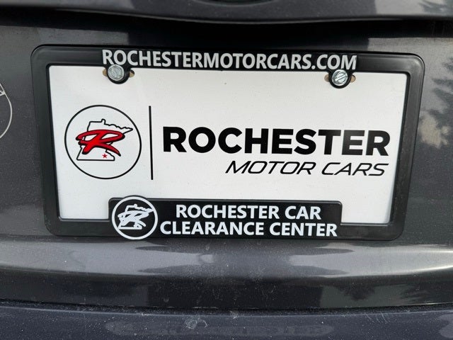 2015 Toyota Prius Two FWD