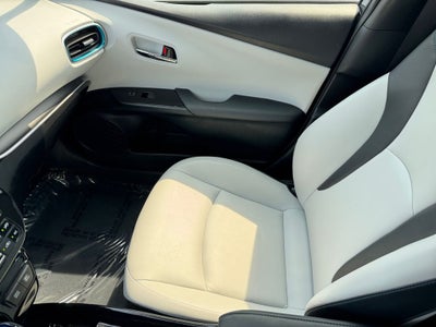 2022 Toyota Prius XLE AWD-e AWD