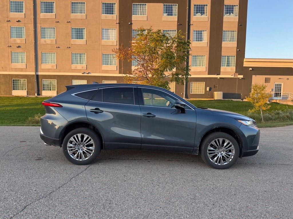 2023 Toyota Venza Limited AWD