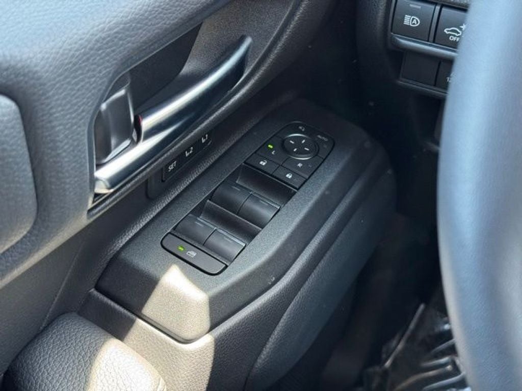 2025 Toyota Land Cruiser Base 4WD