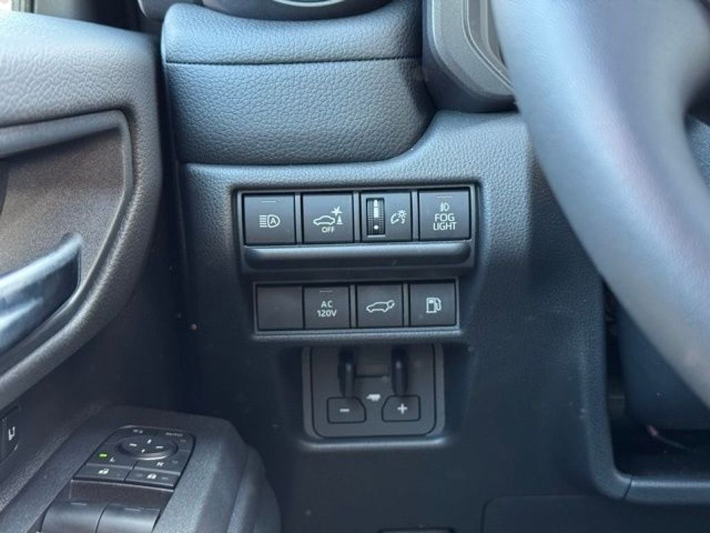2025 Toyota Land Cruiser Base 4WD