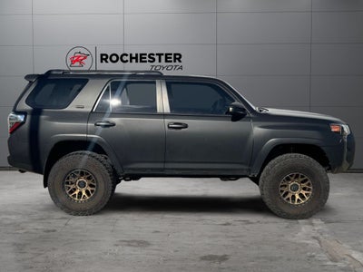 2020 Toyota 4Runner SR5 4WD