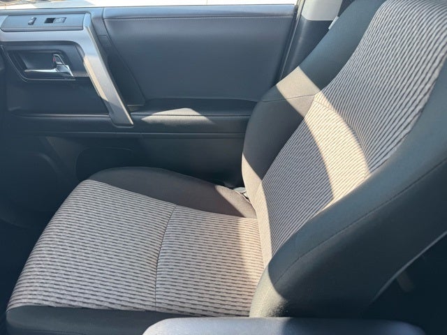 2024 Toyota 4Runner SR5 4WD