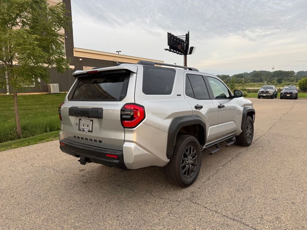 2025 Toyota 4Runner SR5 4WD
