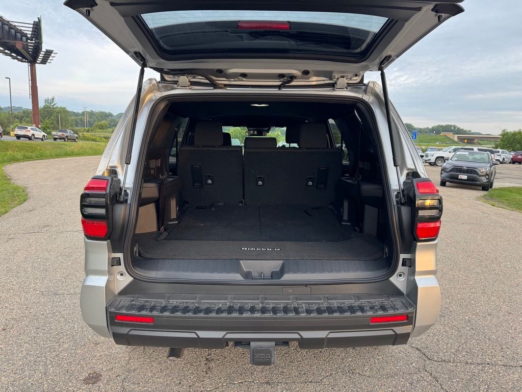 2025 Toyota 4Runner SR5 4WD