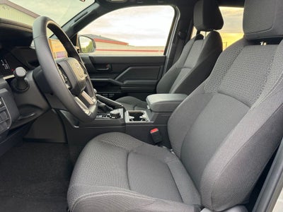2025 Toyota 4Runner SR5 4WD