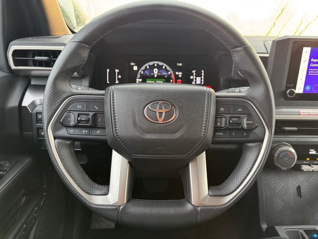 2025 Toyota 4Runner SR5 4WD