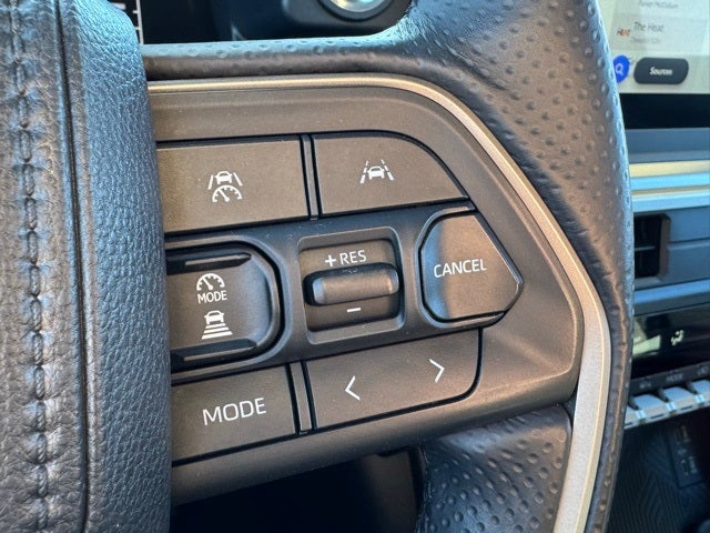 2025 Toyota 4Runner SR5 4WD