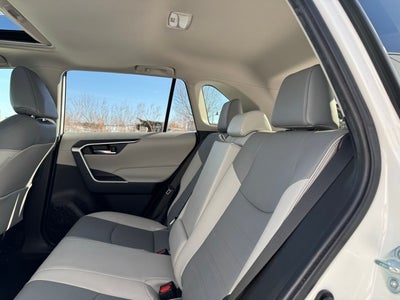 2019 Toyota RAV4 XLE Premium AWD