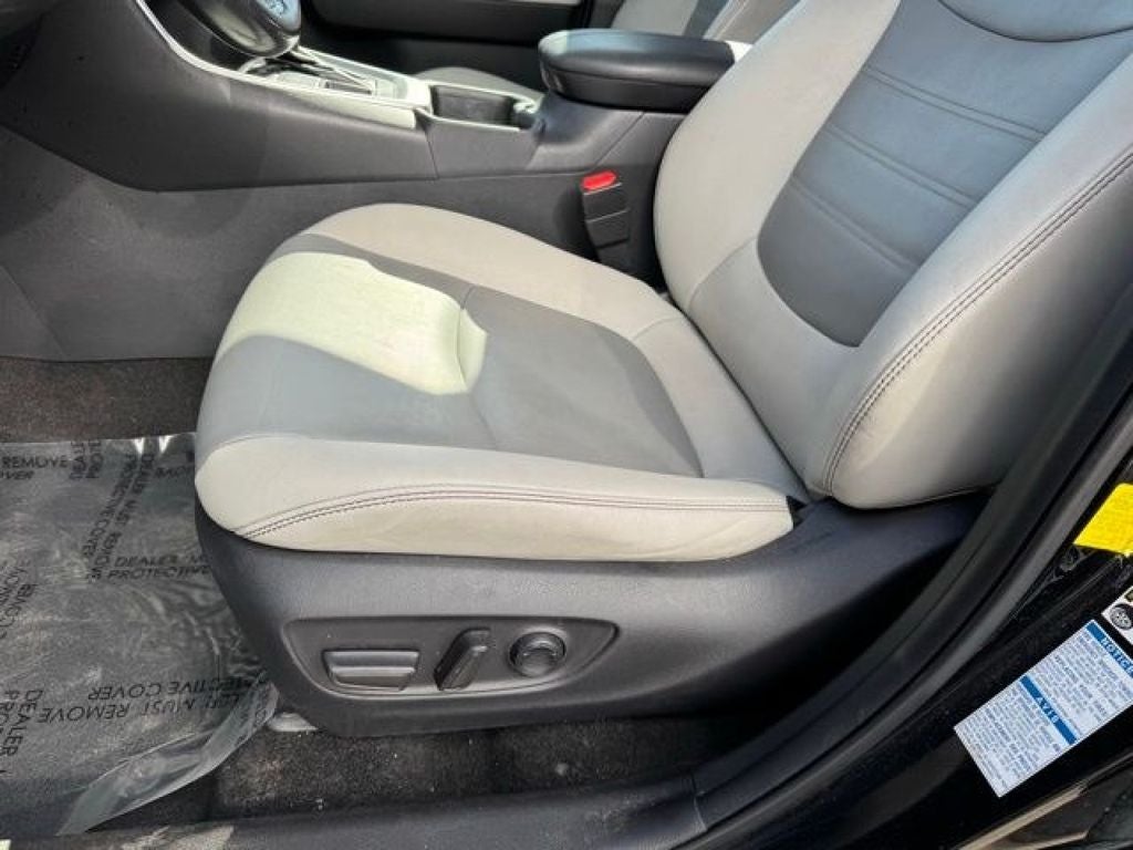 2019 Toyota RAV4 XLE Premium AWD