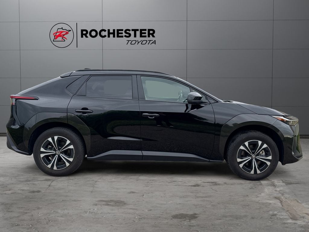 2024 Toyota bZ4X XLE AWD