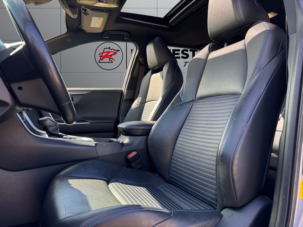 2022 Toyota RAV4 Hybrid XSE AWD