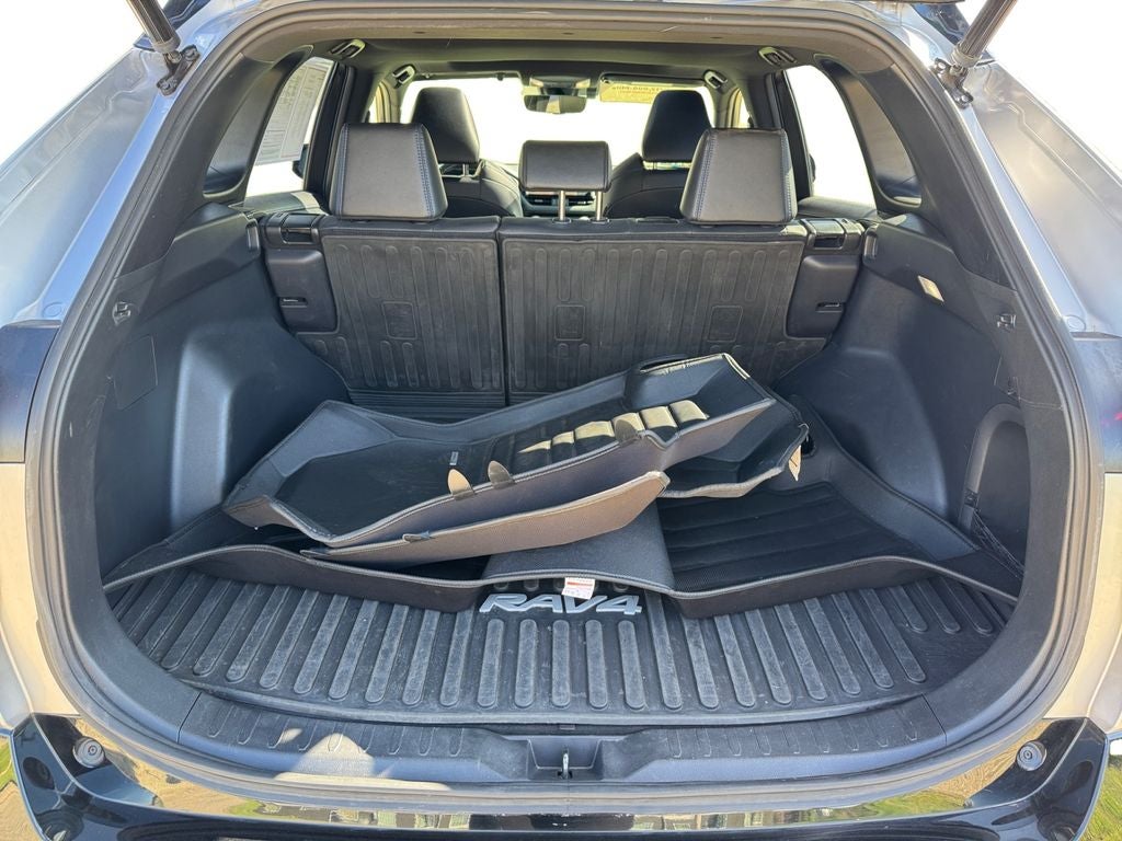 2022 Toyota RAV4 Hybrid XSE AWD