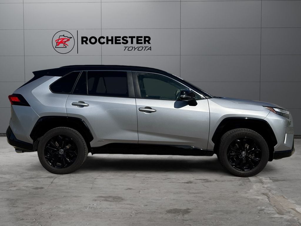 2022 Toyota RAV4 Hybrid XSE AWD