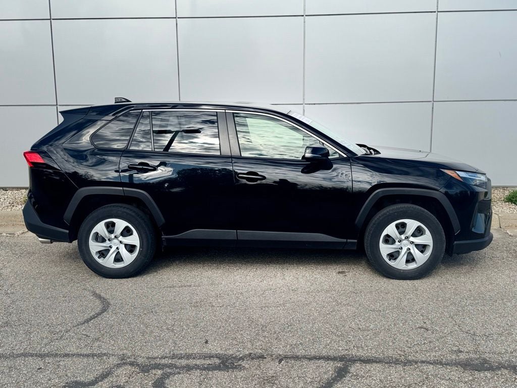 2023 Toyota RAV4 LE AWD