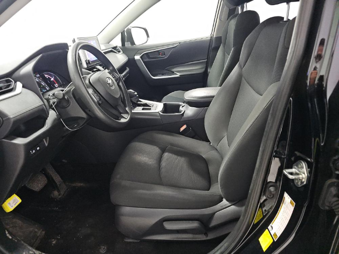 2023 Toyota RAV4 LE AWD