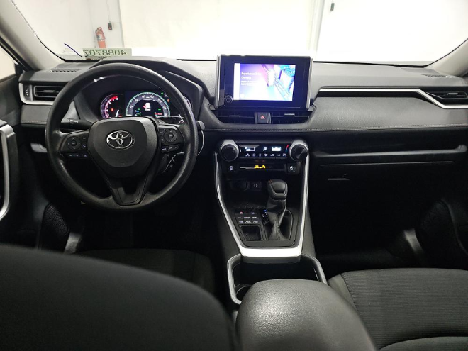 2023 Toyota RAV4 LE AWD