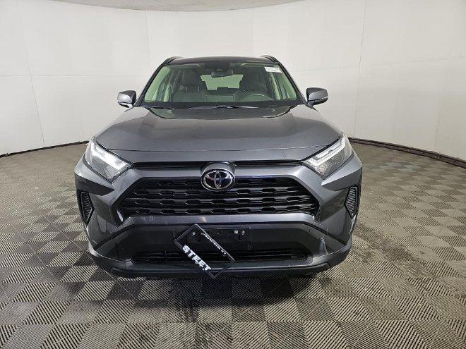 2023 Toyota RAV4 XLE AWD