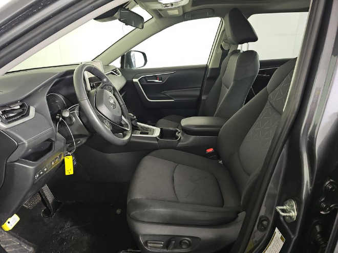 2023 Toyota RAV4 XLE AWD