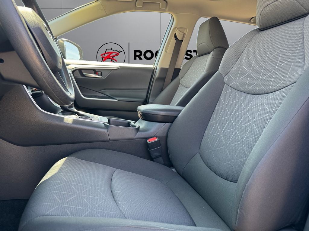 2023 Toyota RAV4 XLE AWD