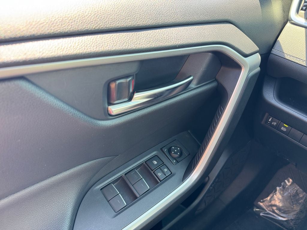 2023 Toyota RAV4 XLE AWD