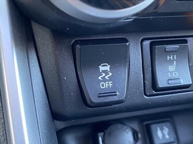 2019 Toyota RAV4 XLE AWD