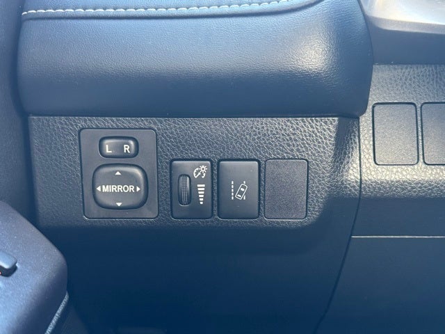 2018 Toyota RAV4 Hybrid LE AWD