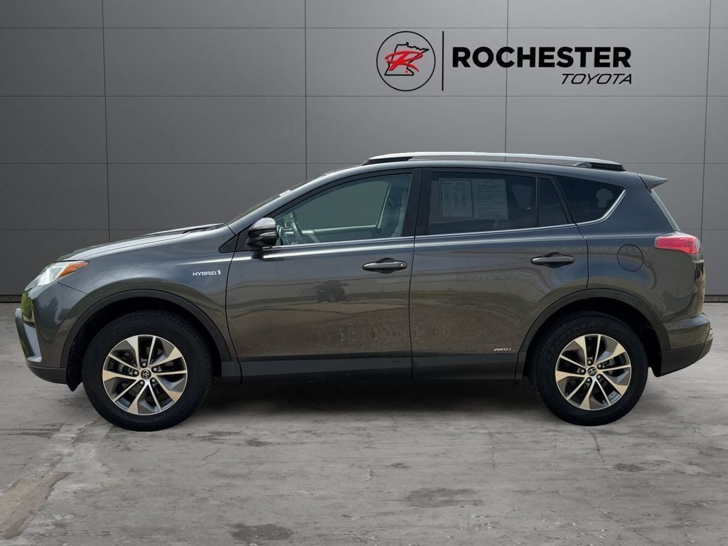2018 Toyota RAV4 Hybrid LE AWD