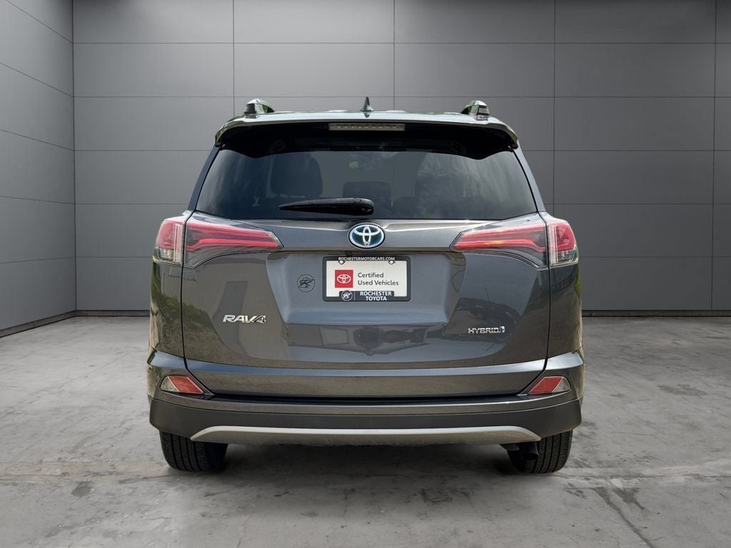 2018 Toyota RAV4 Hybrid LE AWD