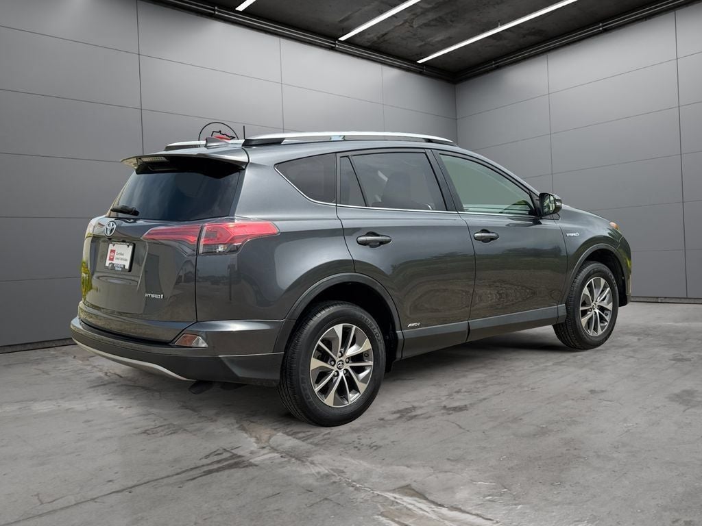 2018 Toyota RAV4 Hybrid LE AWD