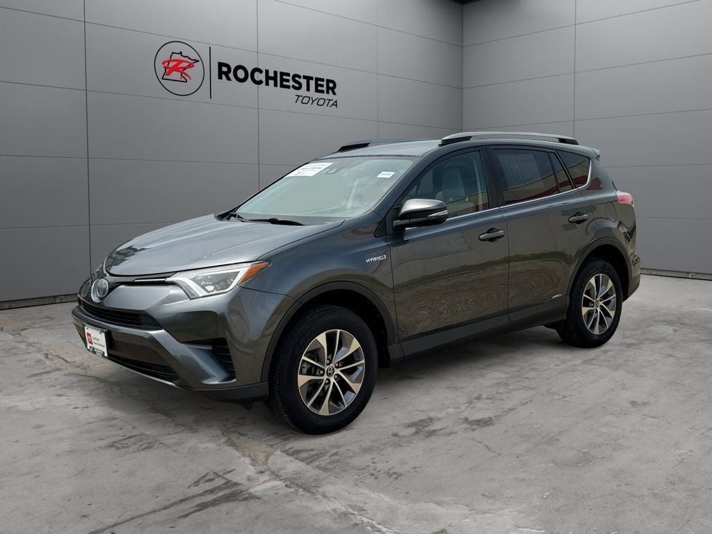 2018 Toyota RAV4 Hybrid LE AWD