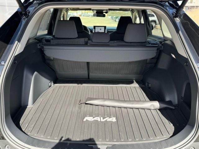 2025 Toyota RAV4 Hybrid XLE AWD