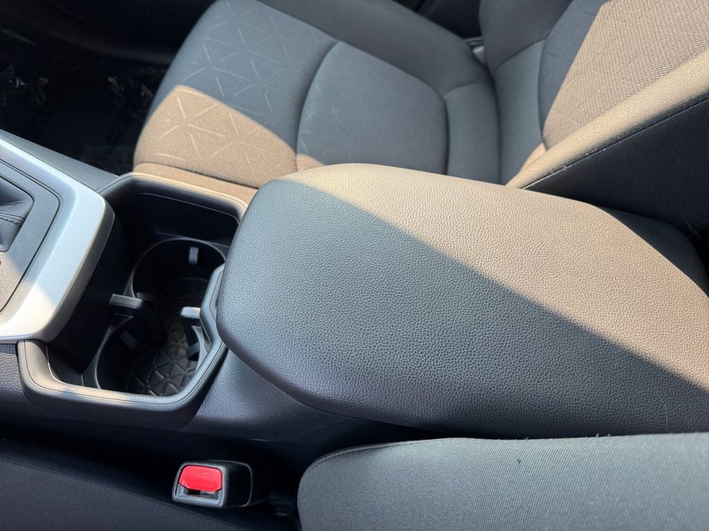 2025 Toyota RAV4 Hybrid XLE AWD
