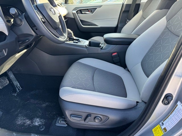 2025 Toyota RAV4 Hybrid XLE AWD