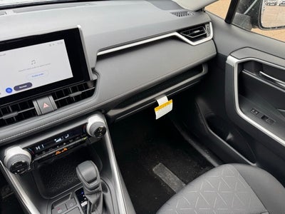 2025 Toyota RAV4 Hybrid XLE AWD