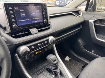 2019 Toyota RAV4 XLE FWD