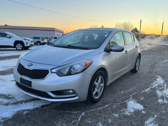 2015 Kia Forte5 EX FWD