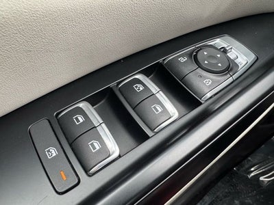 2024 Kia Carnival LX FWD