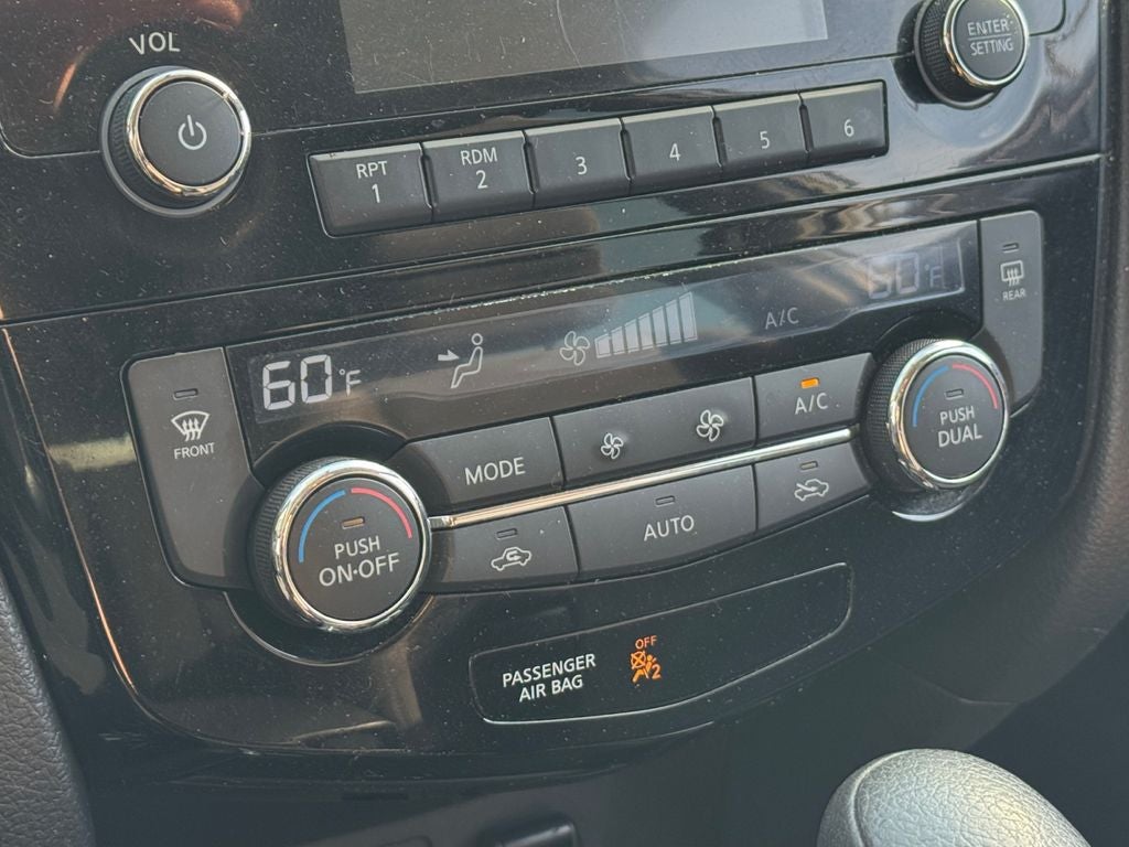 2015 Nissan Rogue SV AWD