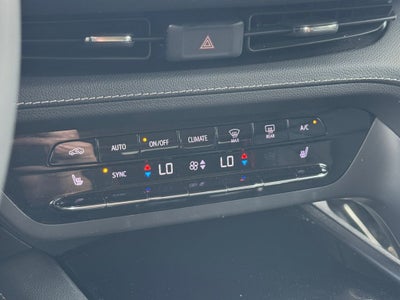 2022 Buick Envision Essence FWD