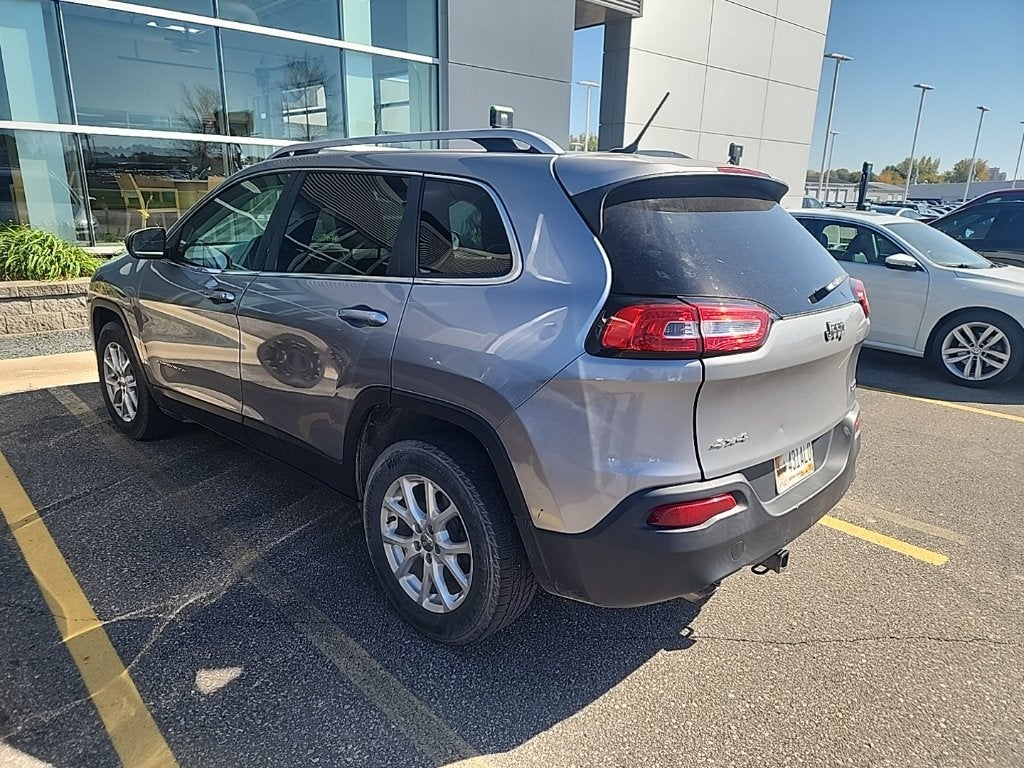 Certified 2015 Jeep Cherokee Latitude with VIN 1C4PJMCB8FW691462 for sale in Rochester, Minnesota