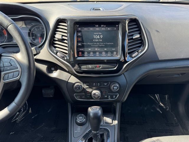 Used 2019 Jeep Cherokee Limited with VIN 1C4PJMDX2KD444826 for sale in Rochester, Minnesota