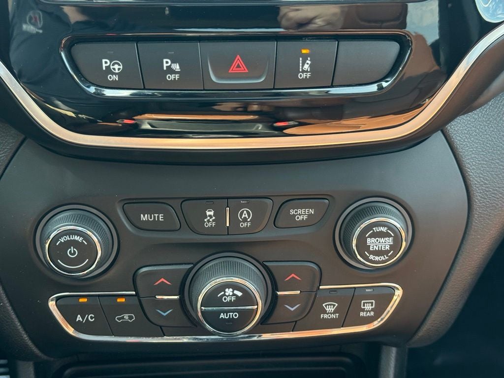 2020 Jeep Cherokee Overland