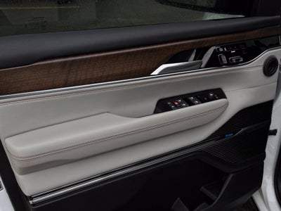 2023 Jeep Grand Wagoneer Base