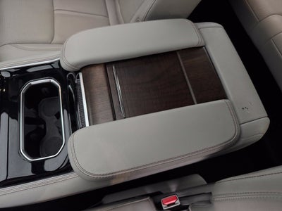 2023 Jeep Grand Wagoneer Base