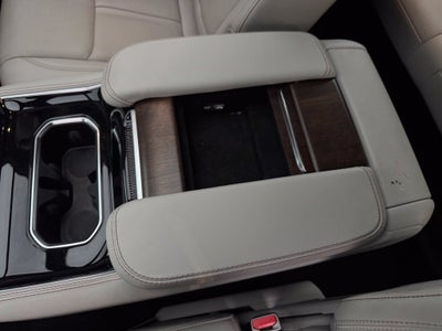 2023 Jeep Grand Wagoneer Base